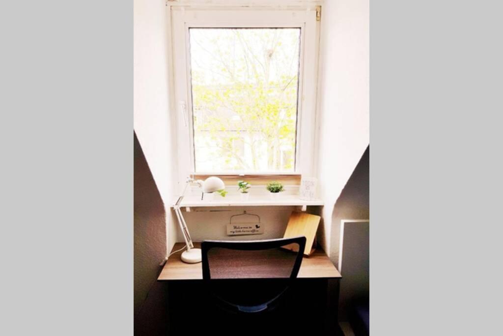 Gemuetliches Apartment Naehe Du Zentrum/Uni/Hbf/A40 Duisburg Bagian luar foto